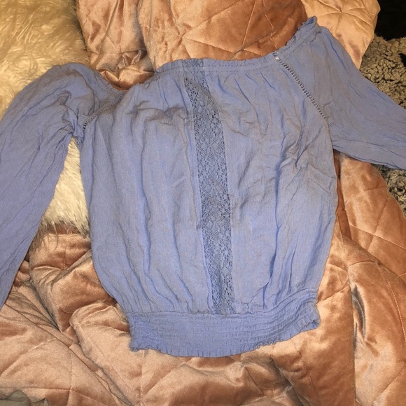 Blouse - Picture 2 of 3